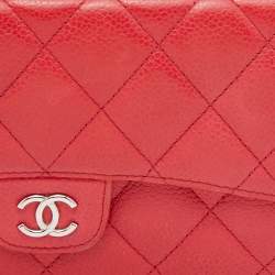 Pre Owned Chanel Red Quilted Caviar Leather Classic Flap Wallet