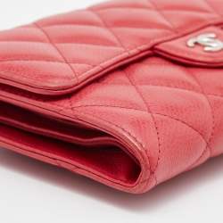 Pre Owned Chanel Red Quilted Caviar Leather Classic Flap Wallet