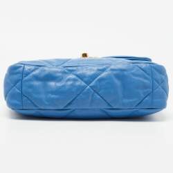 Pre Owned Chanel Blue Quilted Leather CC 19 Flap Bag