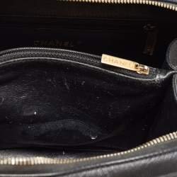 Pre Owned Chanel Black Quilted Caviar Leather Medium CC Filigree Vanity Case Bag