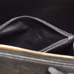 Pre Owned Chanel Black Quilted Caviar Leather Medium CC Filigree Vanity Case Bag