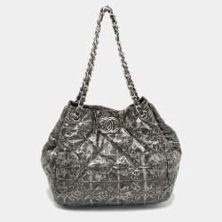 Pre Owned Chanel Metallic Grey Quilted Printed Vinyl Rock in Moscow Hobo