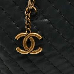 Pre Owned Chanel Black Chevron Shimmer Leather Surpique Zip Satchel