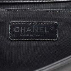 Pre Owned Chanel Black Beaded Chevron Leather Medium Boy Flap Bag