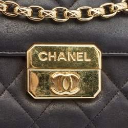 Pre Owned Chanel Black Quilted Leather Chic With Me Flap Bag