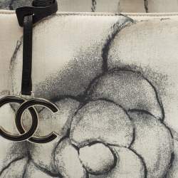 Pre Owned Chanel Black/Grey Canvas CC Camellia Print Tote