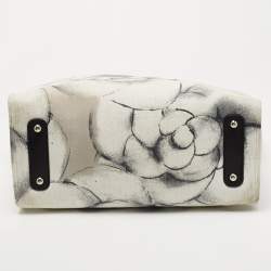 Pre Owned Chanel Black/Grey Canvas CC Camellia Print Tote