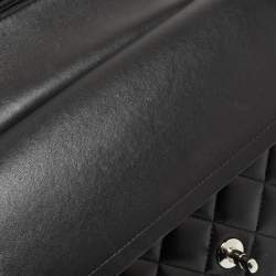 Pre Owned Chanel Black Quilted Lambskin Leather Jumbo Classic Double Flap Bag