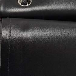 Pre Owned Chanel Black Quilted Lambskin Leather Jumbo Classic Double Flap Bag