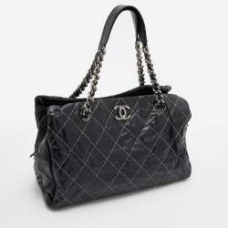 Pre Owned Chanel Black Distressed Leather CC Chain Bag