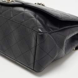 Pre Owned Chanel Black Quilted Caviar Leather Maxi Classic Single Flap Bag