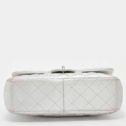 Pre Owned Chanel Silver Quilted Leather Jumbo Classic Single Flap Bag