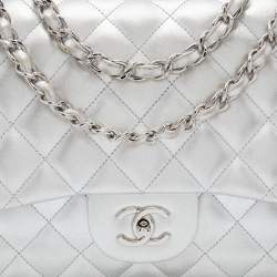 Pre Owned Chanel Silver Quilted Leather Jumbo Classic Single Flap Bag