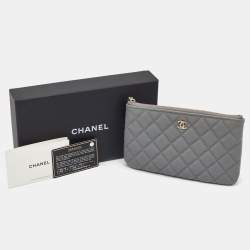 Pre Owned Chanel Grey Quilted Caviar Leather Medium O Case Zip Pouch