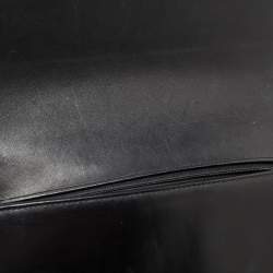 Pre Owned Chanel Black Glossy Leather New Medium Boy Bag