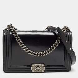 Pre Owned Chanel Black Glossy Leather New Medium Boy Bag