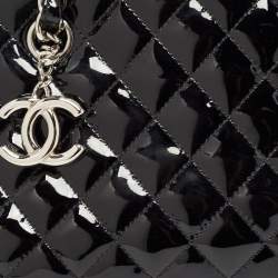 Pre Owned Chanel Black Quilted Patent Leather Medium Just Mademoiselle Bowling Bag