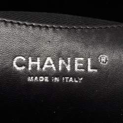 Pre Owned Chanel Black Quilted Patent Leather Medium Just Mademoiselle Bowling Bag