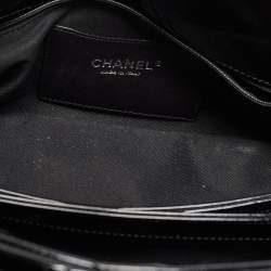 Pre Owned Chanel Black Quilted Patent Leather Medium Just Mademoiselle Bowling Bag