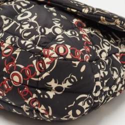 Pre Owned Chanel Black/Red Optic Print Cube Quilted Satin and Leather Medium CC Flap Bag