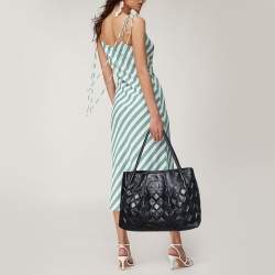 Pre Owned Chanel Black Quilted Leather Sloane Square Tote