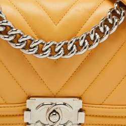 Pre Owned Chanel Yellow Chevron Leather Small Boy Flap Bag