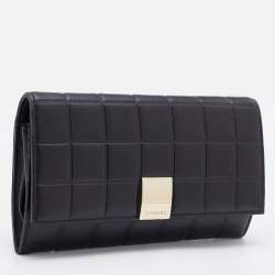 Pre Owned Chanel Black Chocolate Bar Leather Wallet