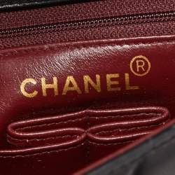 Pre Owned Chanel Black Quilted Lambskin Leather Square Classic Flap Bag