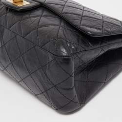 Pre Owned Chanel Black Quilted Aged Leather Reissue 2.55 Classic 227 Flap Bag