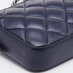 Pre Owned Chanel Blue Quilted Leather CC Double Zip Chain Clutch