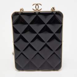 Pre Owned Chanel Black Quilted Leather and Plexiglass CC Chain Clutch