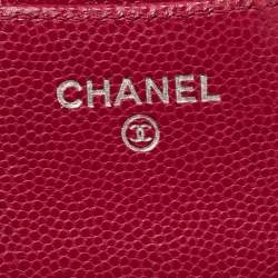 Pre Owned Chanel Red Quilted Caviar Leather Classic Trifold Wallet