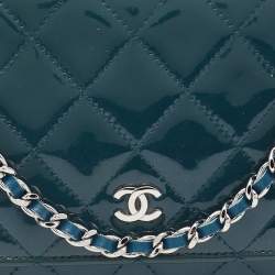Pre Owned Chanel Teal Blue Quilted Patent Leather WOC Clutch