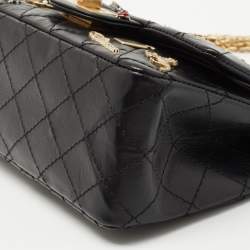 Pre Owned Chanel Black Quilted Aged Leather Lucky Charms Reissue 2.55 Classic 224 Flap Bag