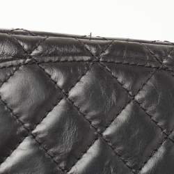 Pre Owned Chanel Black Quilted Aged Leather Lucky Charms Reissue 2.55 Classic 224 Flap Bag