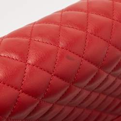 Pre Owned Chanel Red Quilted Leather New Medium Boy Shoulder Bag