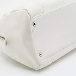 Pre Owned Chanel Off White Double Quilt Leather Bowler Bag