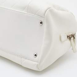 Pre Owned Chanel Off White Double Quilt Leather Bowler Bag