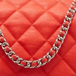 Pre Owned Chanel Red Quilted Leather Chain Around Shoulder Bag