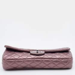 Pre Owned Chanel Metallic Pink Quilted Leather Reissue East/West Chain Clutch 
