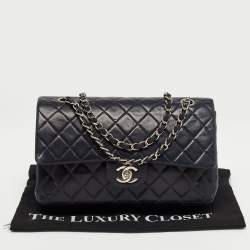 Pre Owned Chanel Dark Blue Leather Medium Classic Double Flap Bag 