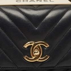 Pre Owned Chanel Black Chevron Leather Trendy CC Flap Bag