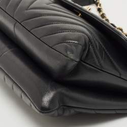 Pre Owned Chanel Black Chevron Leather Trendy CC Flap Bag