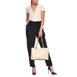 Pre Owned Chanel Beige Quilted Caviar Leather Grand Shopping Tote