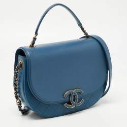 Pre Owned Chanel Blue Quilt Stitched Leather Coco Curve Flap Shoulder Bag