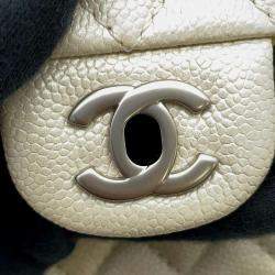 Pre Owned Chanel White Leather Classic Medium Double Flap Shoulder Bag