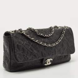 مملوكة مسبقًا Chanel Black Lucky Charm Embossed Leather CC Flap Bag