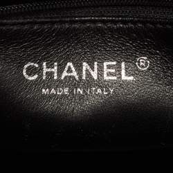 Pre Owned Chanel Black Quilted Caviar Leather Medallion Tote