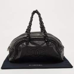 Pre Owned Chanel Black Matte Leather Large Luxe Ligne Bowler Bag
