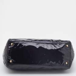 Pre Owned Chanel Black Patent Vinyl Rock and Chain Bag